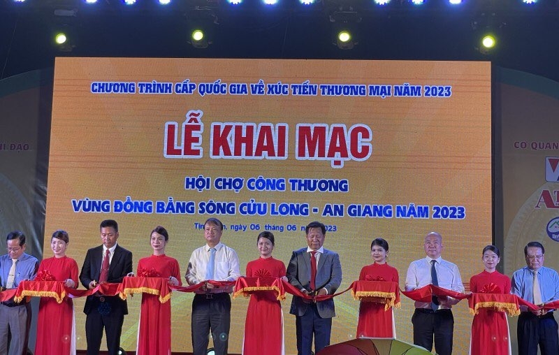Hội chợ Công Thương vùng Đồng bằng sông Cửu Long - An Giang năm 2023 diễn ra từ ngày 6-12/6