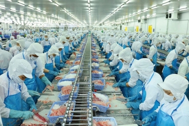 Đánh giá sự ảnh hưởng của vốn, chất lượng lao động đến năng suất lao động của các doanh nghiệp sản xuất, chế biến thực phẩm vùng Đồng bằng sông Hồng