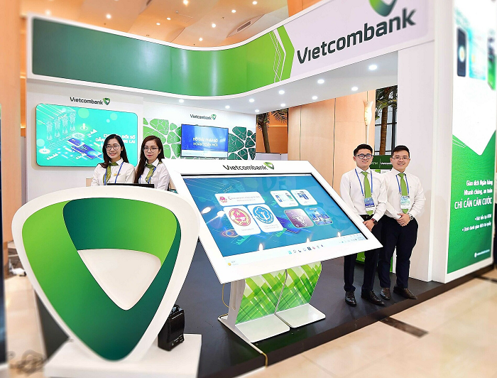 Thực trạng quản lý nhân lực theo hướng tiếp cận nền kinh tế số của ngân hàng Viecombank