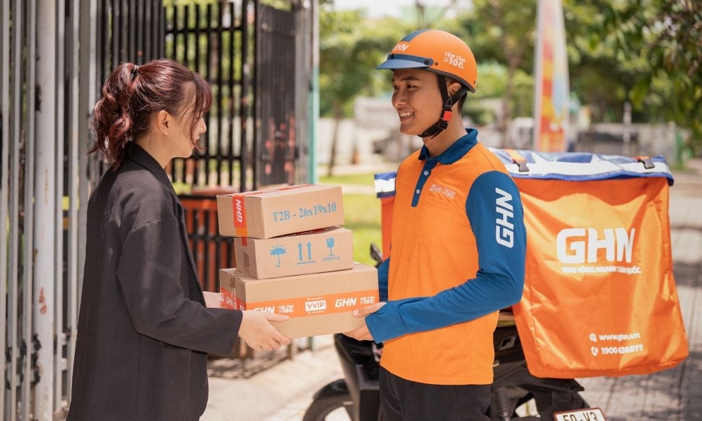 Đánh giá của khách hàng về chất lượng dịch vụ logistics: Nghiên cứu thực nghiệm từ Giao Hàng Nhanh tại Việt Nam